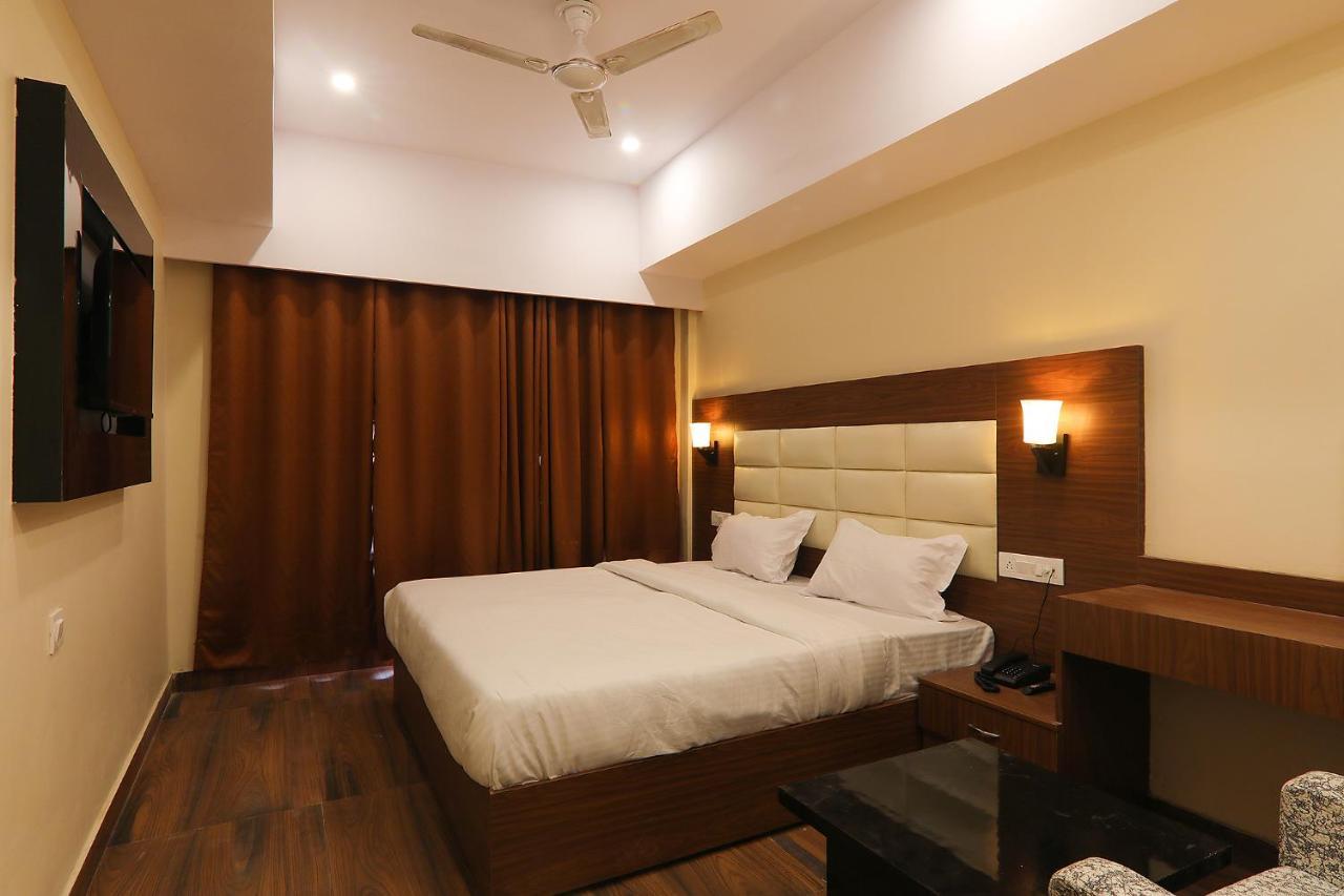Fabhotel Blueark Lucknow Ngoại thất bức ảnh