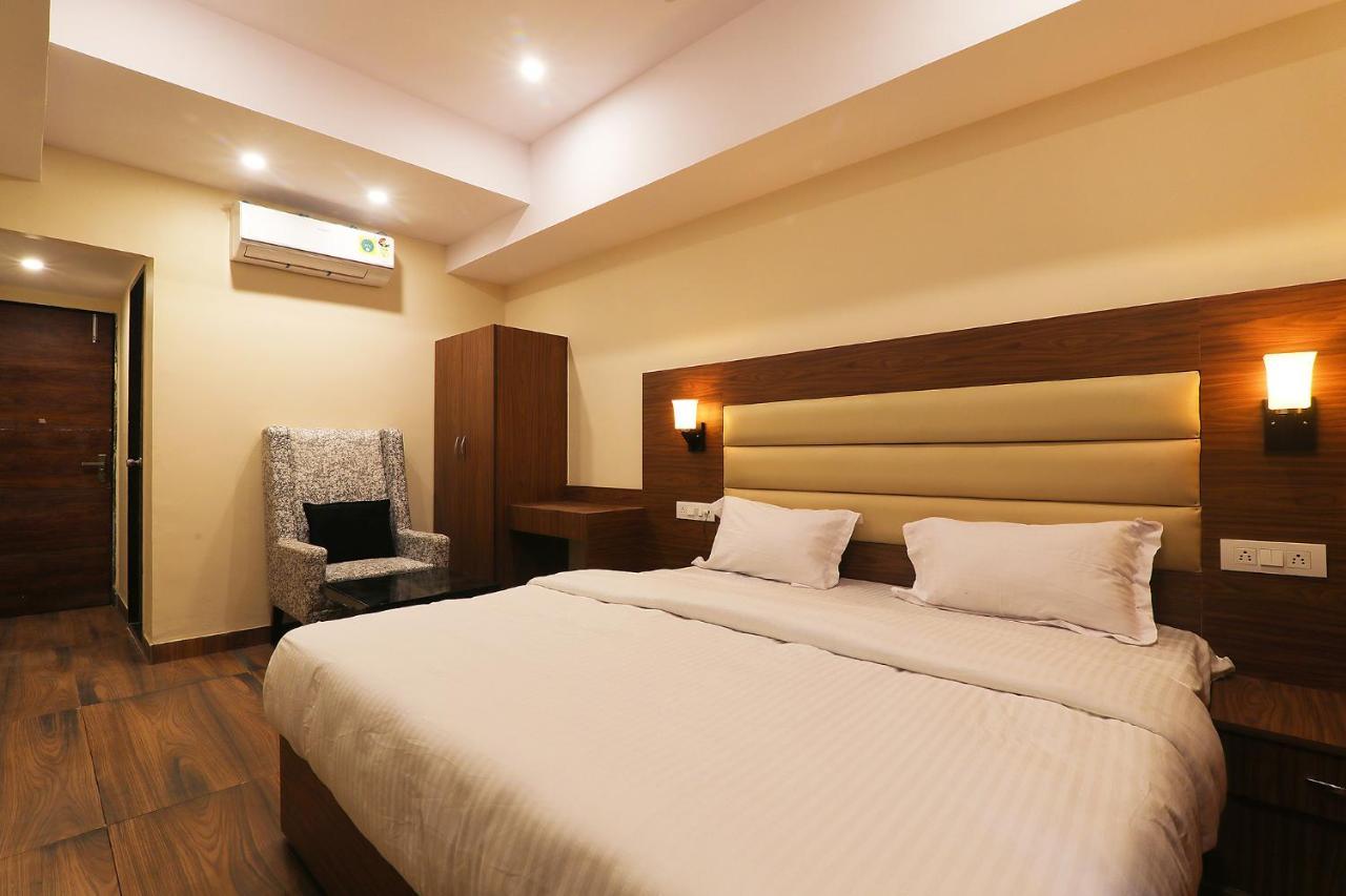 Fabhotel Blueark Lucknow Ngoại thất bức ảnh